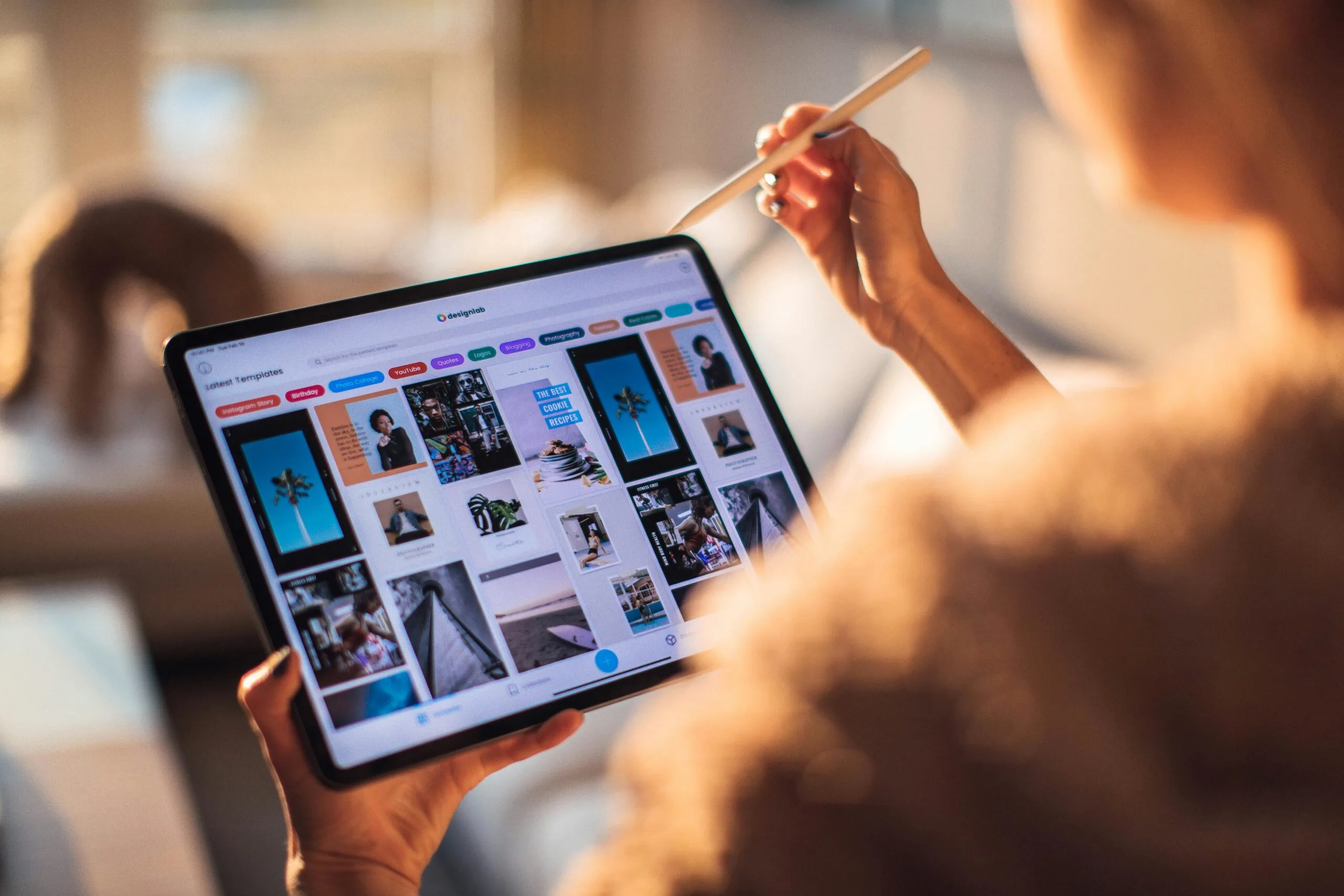 Agencia de diseño online: 7 razones para contratar una en Colombia